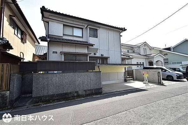 【外観】令和8年3月5日　撮影敷地面積は約70坪と十分な広さのある整形地です♪