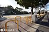 周辺：【桜ヶ丘三丁目公園】鹿児島市桜ヶ丘3丁目にある公園ですトイレ、遊具、広場、公衆電話あり 460m