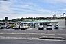 周辺：【ファミリーマート森山団地入口店】鹿児島市宇宿8丁目にあるコンビニです。設備　駐車場、鹿児島銀行ATM、マルチコピー、イートイン、Wi-Fi、多目的トイレ、たばこ、お酒 580m