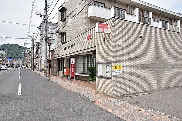 大竜郵便局【大竜郵便局】鹿児島市大竜町にある郵便局です。窓口平日　9：00～17：00ATM平日　9：00～17：30、土曜9：00～12：00 660m
