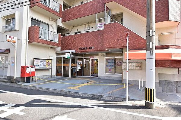 【鹿児島紫原一郵便局】鹿児島市紫原1丁目にある郵便局です。駐車場2台郵便　平日9：00～17：00ATM　平日9：00～17：30、土曜9：00～12：30 420m
