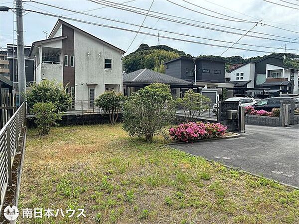 【外観】敷地内から撮影