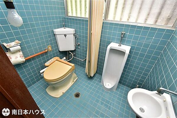 【トイレ】温水洗浄便座機能付きトイレと男性用便器があります！
