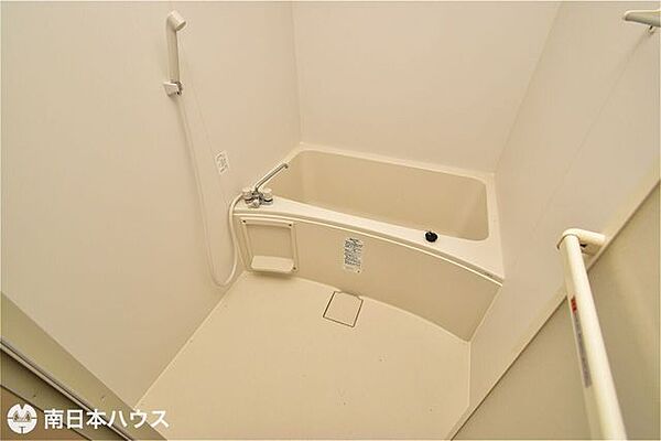 【浴室】使用感の少ない浴室です♪