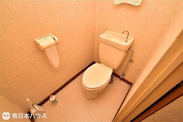 【トイレ】綺麗に使用されていますがリフォームのご相談も弊社にてお見積りから施工まで可能です♪