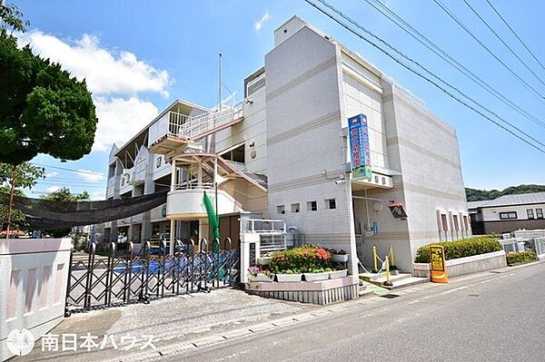【共立幼稚園】学校法人共立学舎鹿児島市池之上にある幼稚園です建学の精神正しく、やさしく、強く教育目標自分で考え、自分で判断して、自分で正しい行動ができる子どもの芽を育てる。 820m