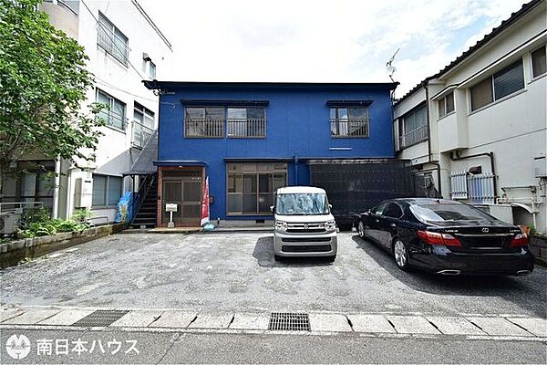 【駐車場】駐車4台！3台分は月極駐車場として賃貸中です！