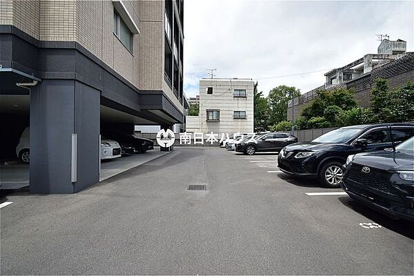【駐車場】全戸平置き駐車場を完備！