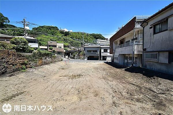 【外観】令和8年8月14日　撮影敷地内から撮影