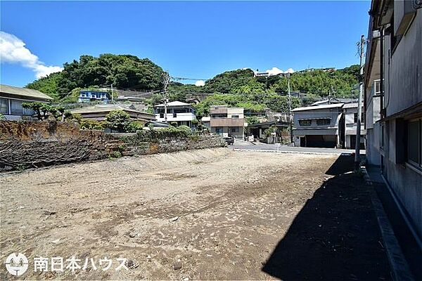 【外観】令和8年8月14日　撮影敷地内から撮影