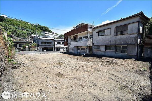 【外観】令和8年8月14日　撮影敷地内から撮影