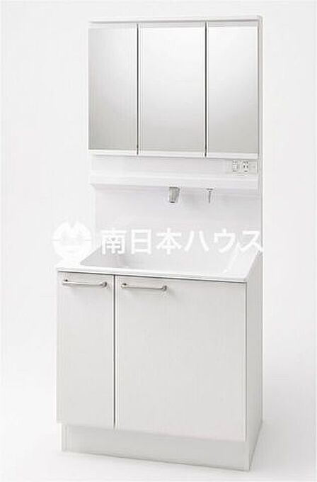 【洗面台パース図】3面鏡の洗面台！水栓が上部にあり水やほこりがたまりにくくお掃除らくらく設計です♪