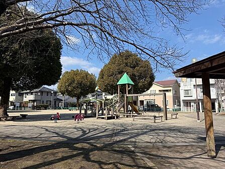 【原良第一公園】鹿児島市原良1丁目にある公園です遊具、広場、トイレあり 200m