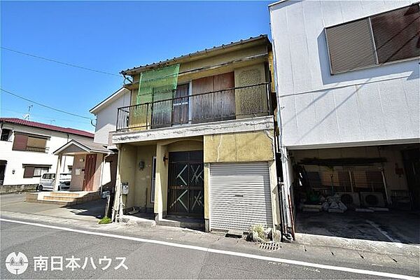 【外観】令和8年9月14日　撮影建物解体渡しなので建築費用の見積もりがしやすい土地です♪