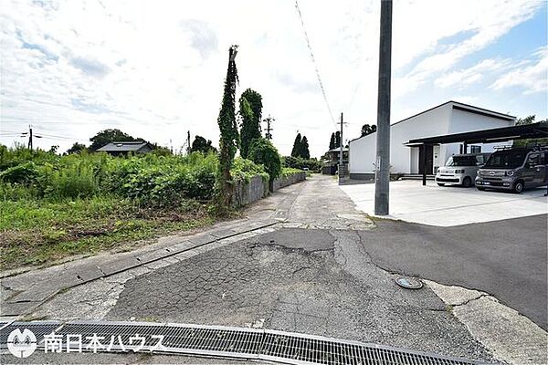 【前面道路】西側前面道路です！
