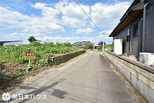 【前面道路】東側前面道路です！