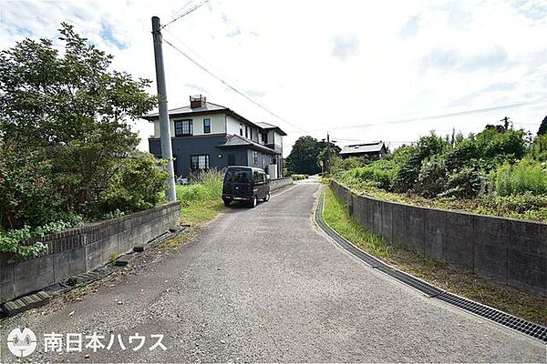 【前面道路】東側前面道路です！