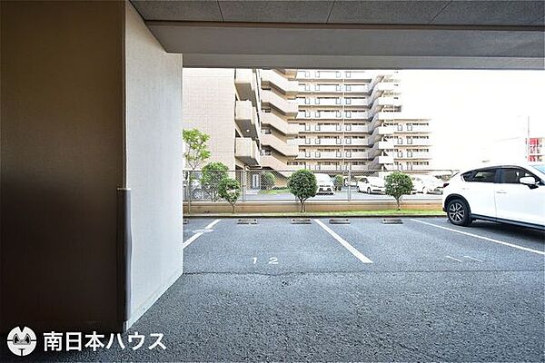 駐車場を拡大表示