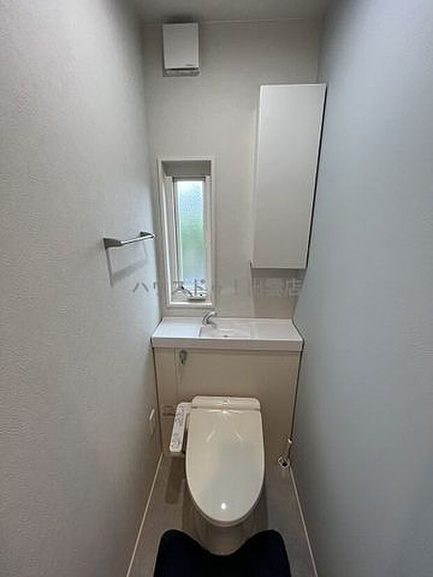 二階のトイレです。