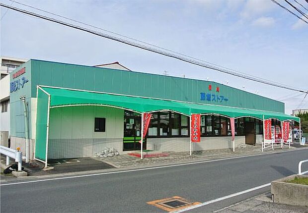 藤増ストアー知井宮店 483m