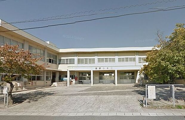 出雲市立西野小学校 377m