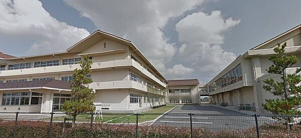 出雲市立神戸川小学校 1454m
