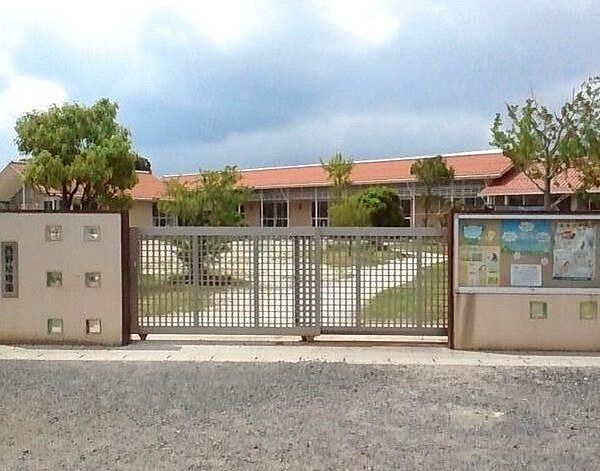 西野幼稚園 446m