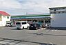 周辺：ファミリーマート 虹ケ浜店 550m