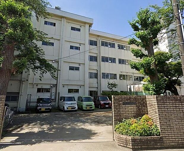 藤沢市立御所見中学校 2300m