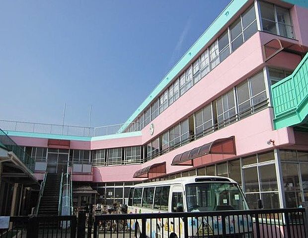 認定こども園道和幼稚園 450m