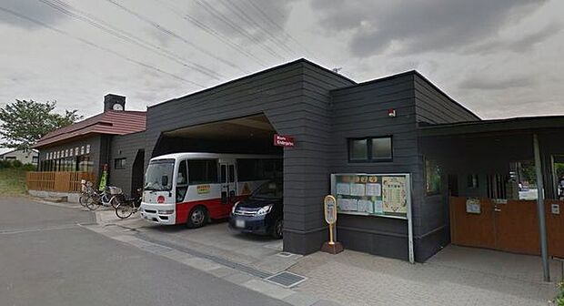 新藤学園大神美里幼稚園 690m