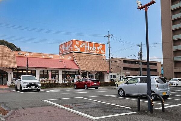 ホック津田店 830m