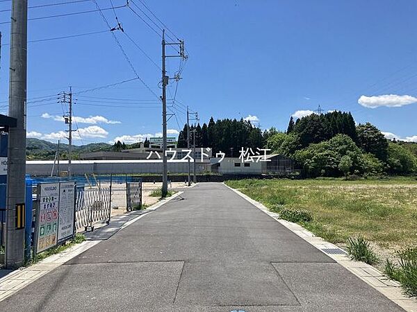 前面道路含む現地写真