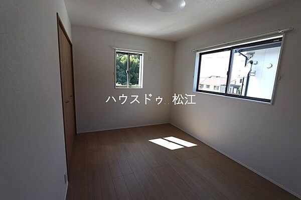 6帖の洋室。