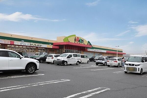 アイパルテ東出雲店 950m