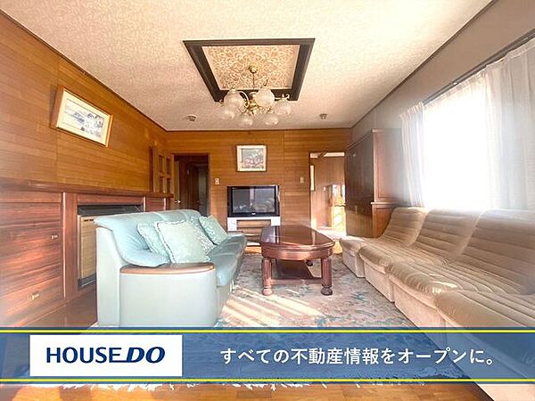 1階8帖の洋室♪
