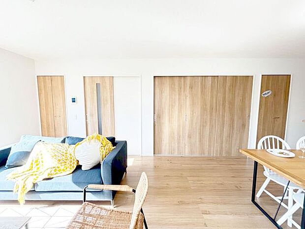 小倉南区湯川1丁目　新築戸建て♪JR安部山公園駅まで徒歩約7分で駅チカ♪コンビニまで徒歩約6分♪