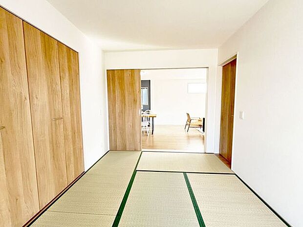 小倉南区湯川1丁目　新築戸建て♪JR安部山公園駅まで徒歩約7分で駅チカ♪コンビニまで徒歩約6分♪