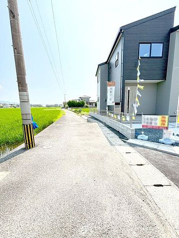 本日ご案内いたします♪収納充実♪小倉南区上曽根新築戸建て♪◎ＬＤＫ17帖以上◎ＷＩＣ◎インナーバルコニー◎都市ガス　新築なら専門の当店へおまかせください♪