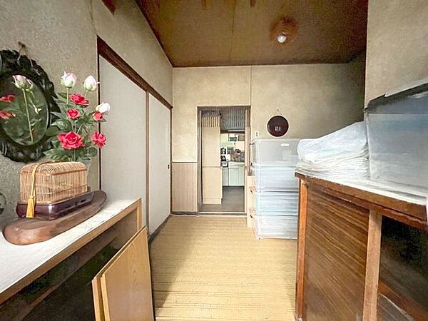 小倉北区黒原　中古戸建て　小・中学校徒歩7分程度で通いやすい立地♪コンビニまで徒歩約8分で買物便利♪