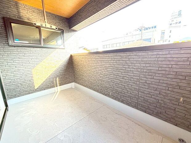 小倉北区下富野3丁目 新築戸建て♪オール電化♪ドラッグコスモス・コンビニまで徒歩約5分で買物便利♪