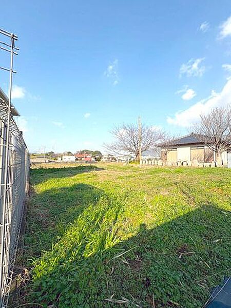 ◆北九州市小倉南区津田　売地　建築条件なし♪土地面積約62坪♪現況更地♪コンビニまで徒歩約4分♪