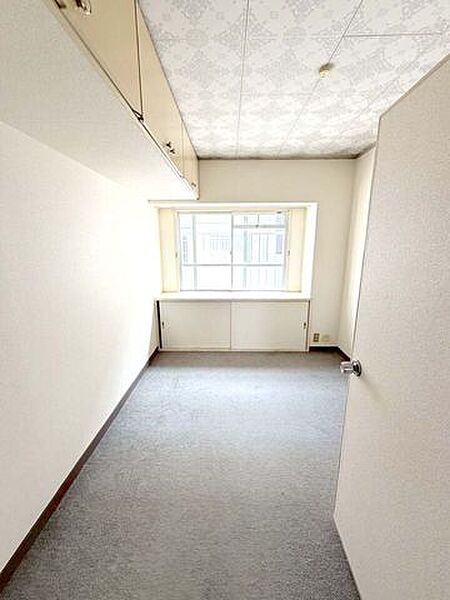 エメラルドマンション赤坂　マンション♪桜丘小まで徒歩約7分で通学安心♪コンビニ徒歩約9分で買物便利♪