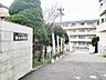 周辺：【霧丘中学校】 霧丘中学校 923m