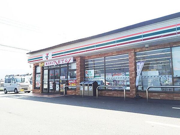 コンビニ ●セブンイレブン小倉朽網店 369m