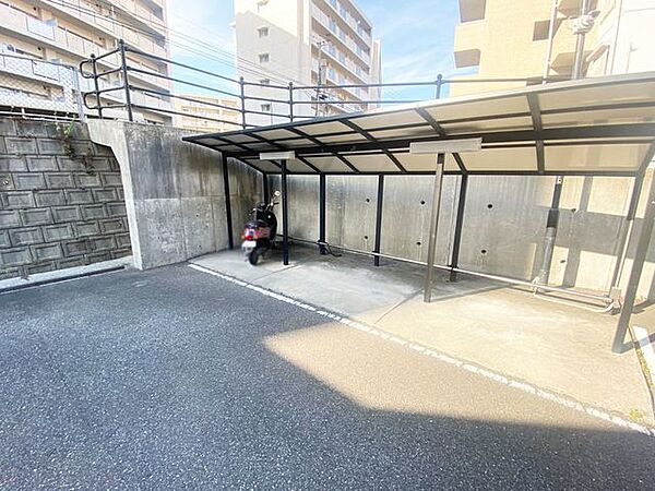 ◆サンパーク上吉田　マンション♪室内程度良好♪分譲駐車場1台分♪高蔵小学校徒歩約5分♪ペット相談♪
