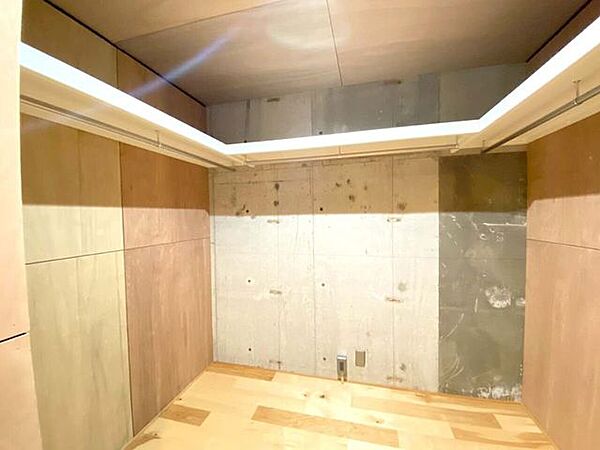 LDK21帖以上！フルリノベーション物件！志井サンハイツ4号棟2階建てメゾネット♪◎専用庭