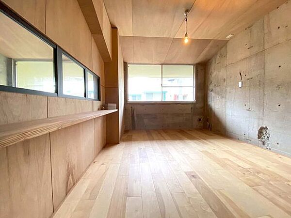 LDK21帖以上！フルリノベーション物件！志井サンハイツ4号棟2階建てメゾネット♪◎専用庭