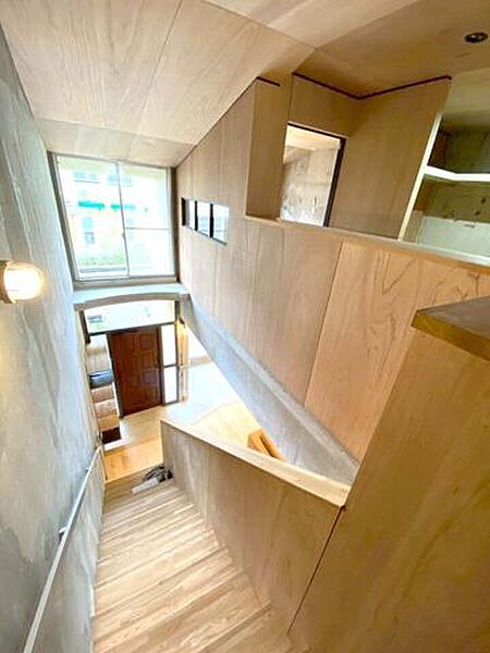 LDK21帖以上！フルリノベーション物件！志井サンハイツ4号棟2階建てメゾネット♪◎専用庭