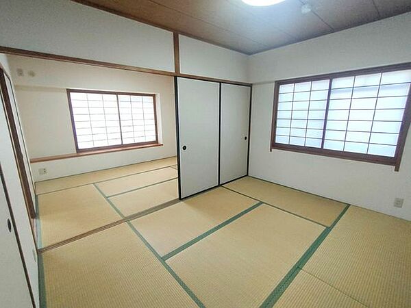 ◆◆比較的人気の角部屋【リヴィエール小倉東 】◆◆～モール大通りまで車で約6分の立地♪～
